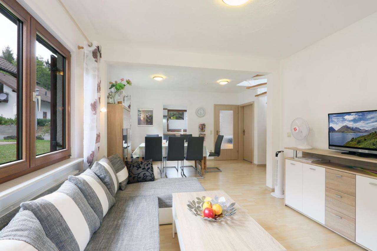 Seepark Kirchheim Ferienhaus Bei Vera Mit Sauna Buitenkant foto