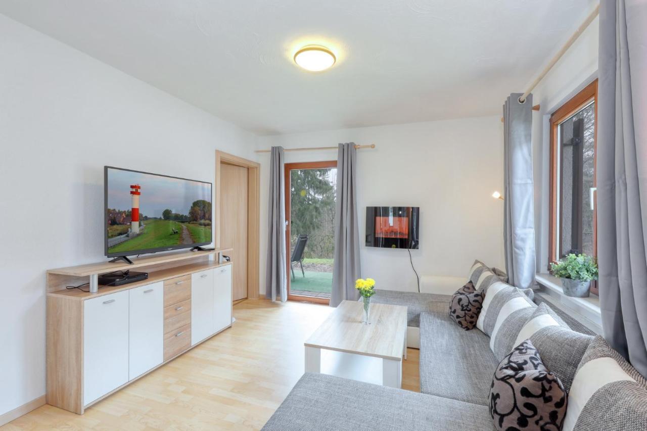 Seepark Kirchheim Ferienhaus Bei Vera Mit Sauna Buitenkant foto