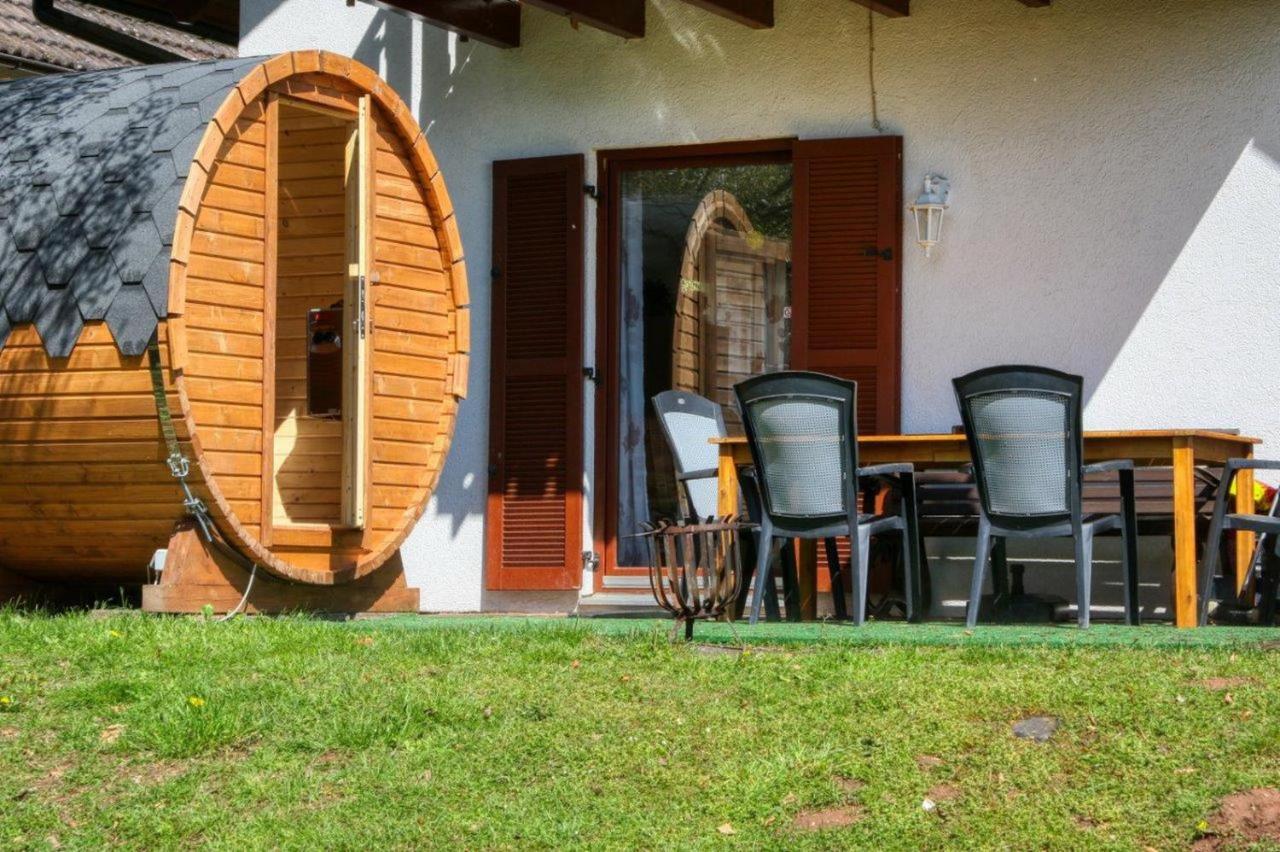 Seepark Kirchheim Ferienhaus Bei Vera Mit Sauna Buitenkant foto