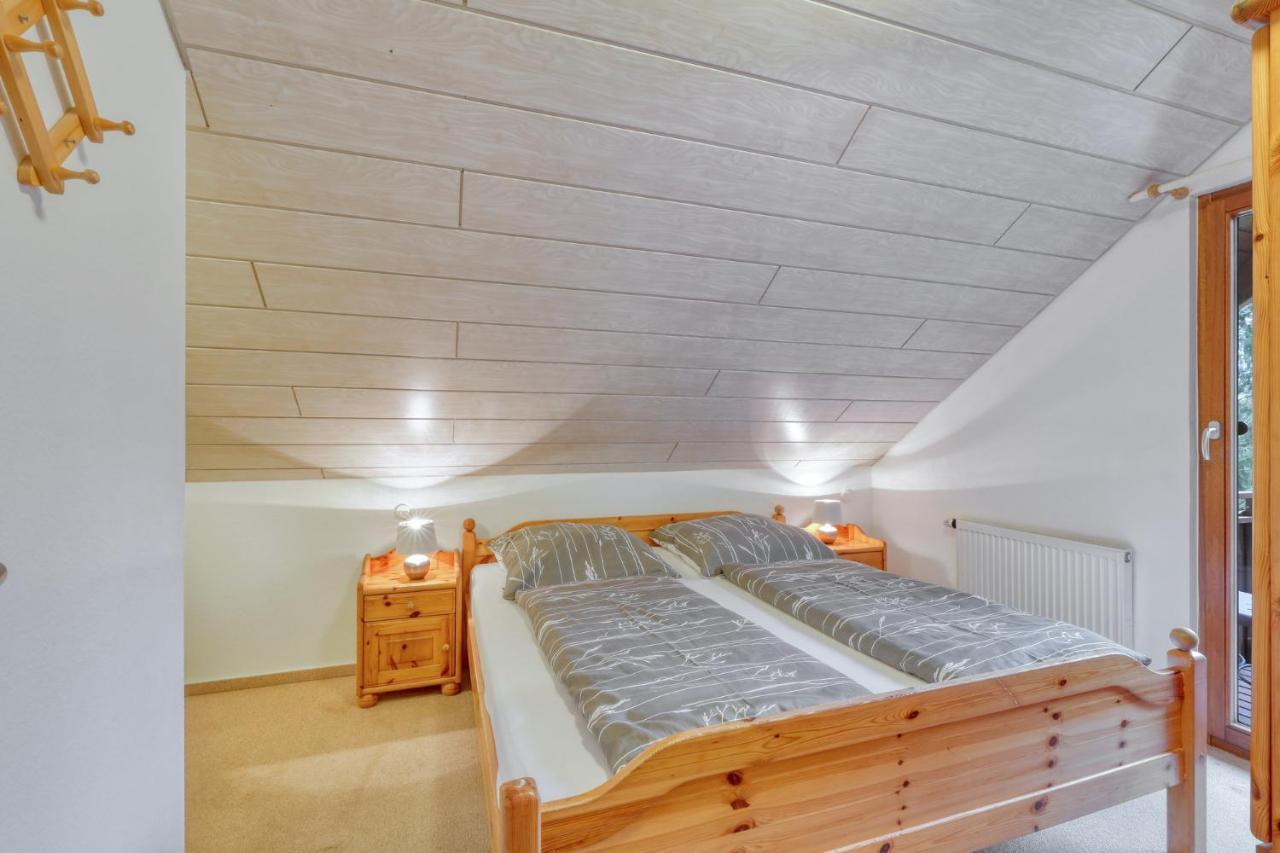 Seepark Kirchheim Ferienhaus Bei Vera Mit Sauna Buitenkant foto
